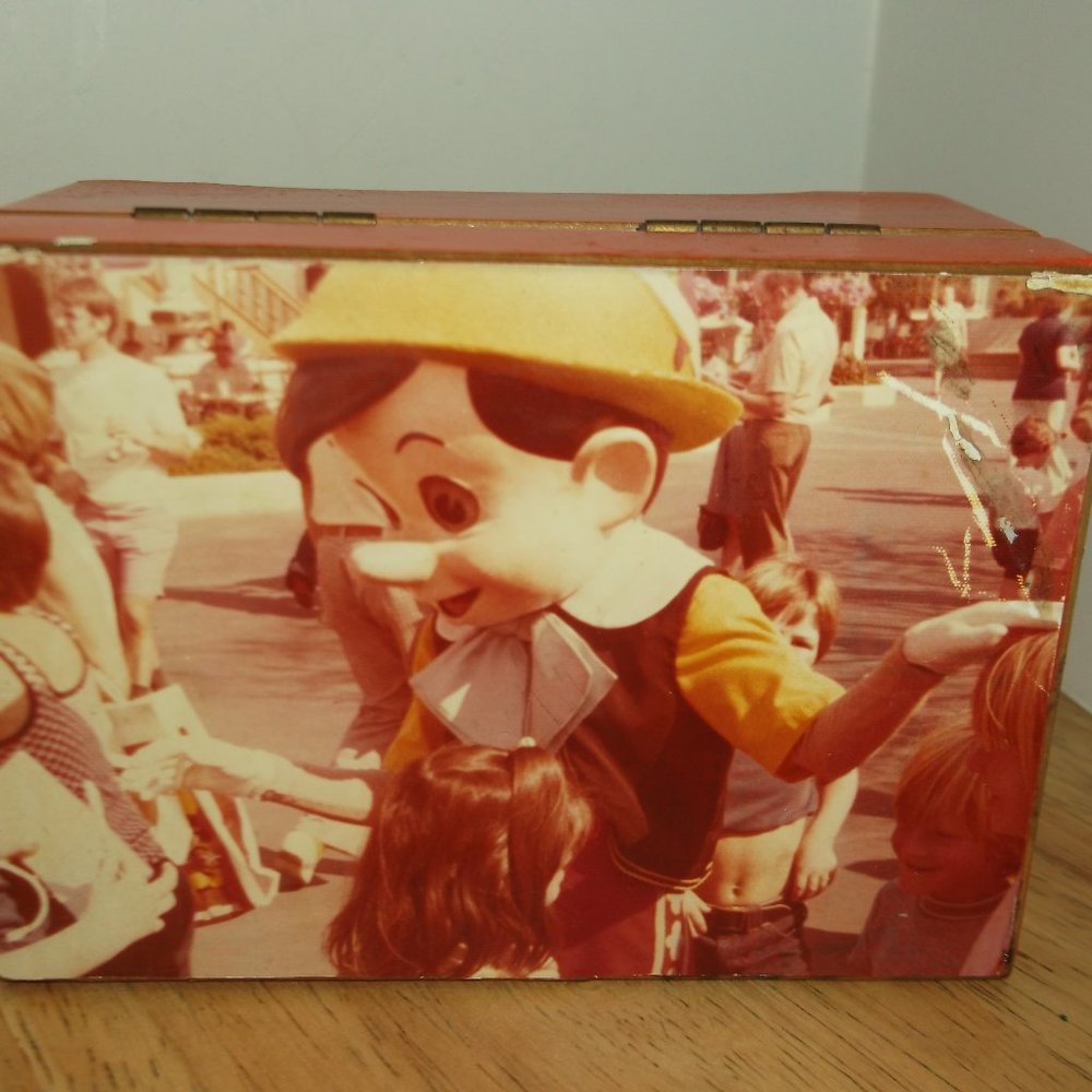 1975 Pinocchio Disney world music trinket box.
